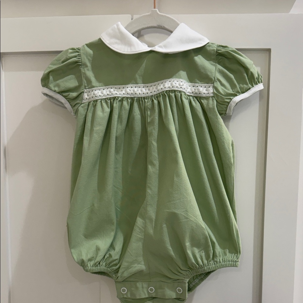 Lullaby Set Sage Green Bubble with Peter Pan Collar and White Detailing 12M NWOT